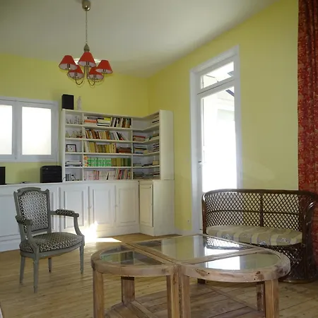 Casa de Férias Domaine De Perpignac Victoires *